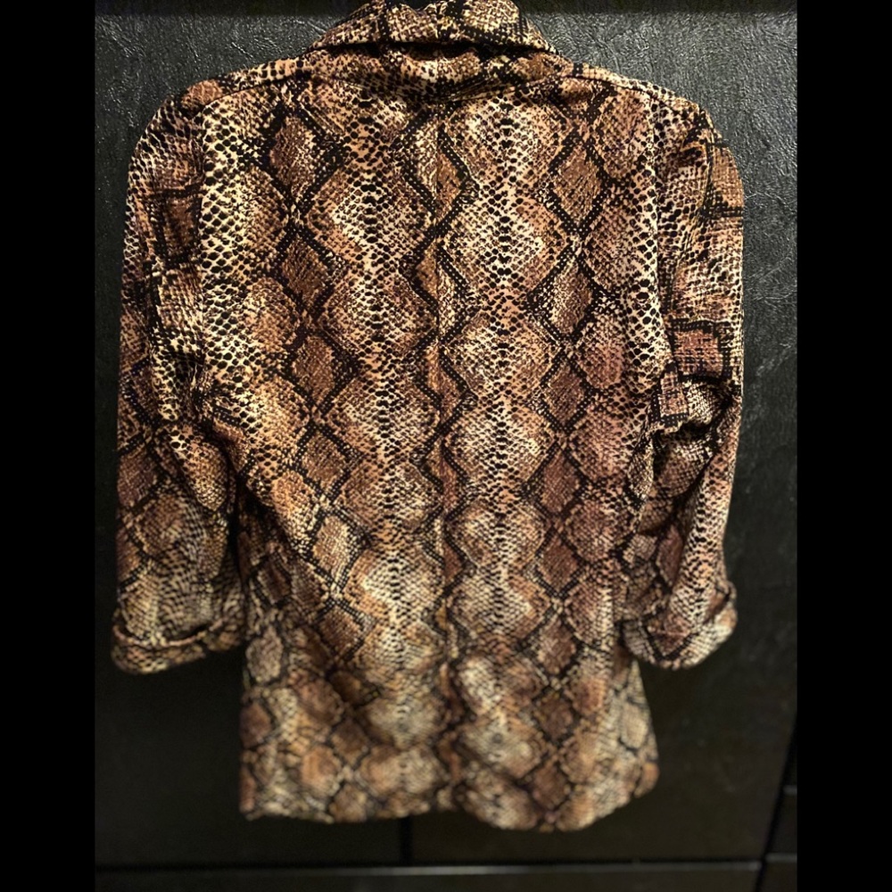 BLAZER - Picture 2 of 3